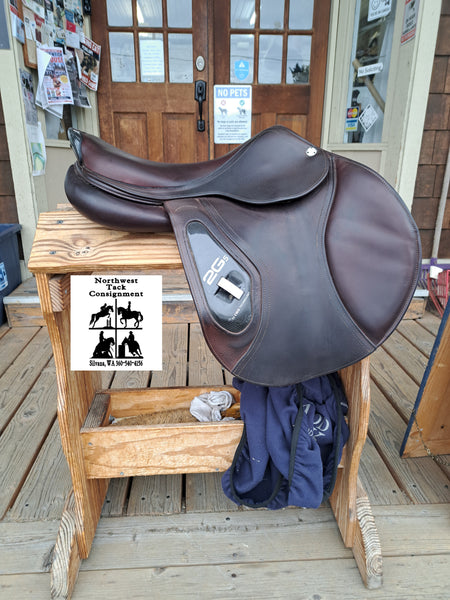 17.5" CWD 2Gs Dynamick Jumping Saddle