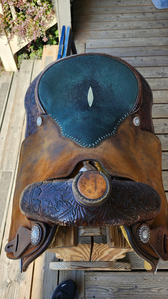 16" Yost Roping Saddle
