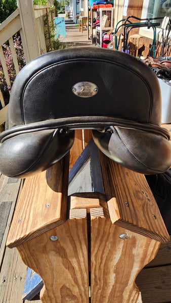ON TRIAL 17.5" Fairfax MDG Monoflap Dressage saddle