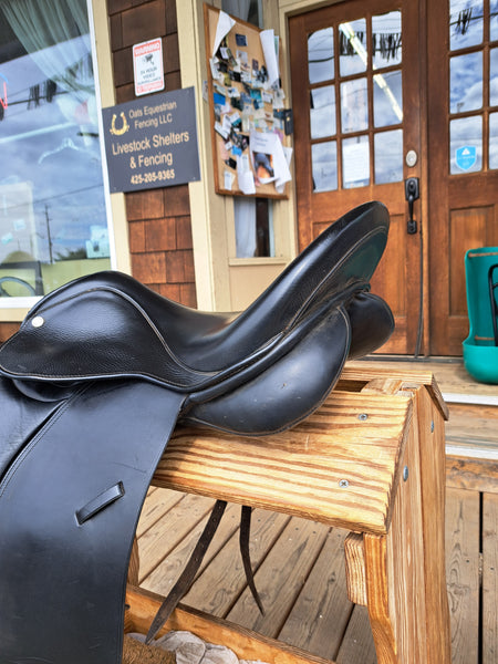 17.5" Klimke Miller Dressage Saddle