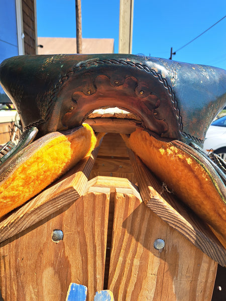 16" Dragonized Sheridan Saddle