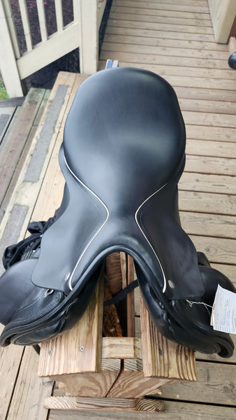 17.5" Custom Gemini R Dressage Saddle