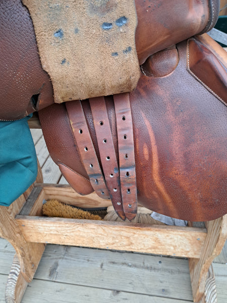 17.5" Devoucoux Oldara Jumping Saddle