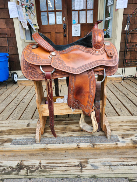 16" Bronco Billys Custom Reining Saddle