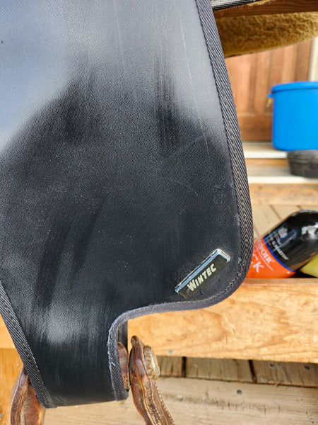 14" Wintec Western Saddle