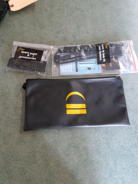 New Adjust Scoot Boot Pair Size 4