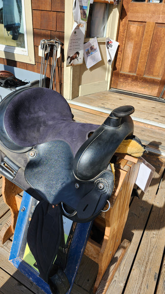 14" Circle P Synthetic Western Saddle
