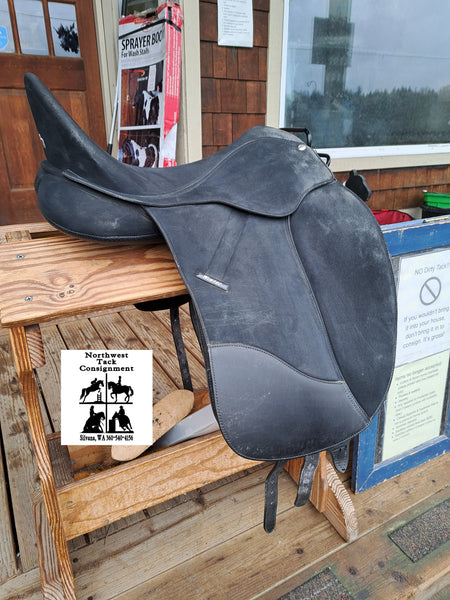 17.5" Wintec Isabell Werth Dressage Saddle