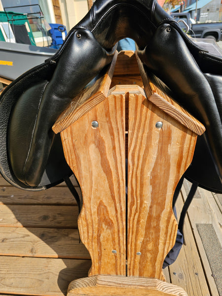 17" Stubben 1894 Dressage Saddle