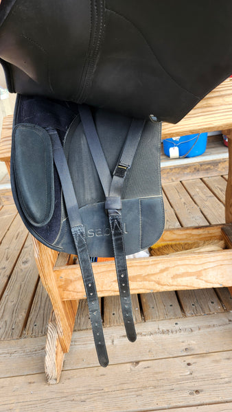 17.5" Wintec Isabell Werth Dressage Saddle - CAIR