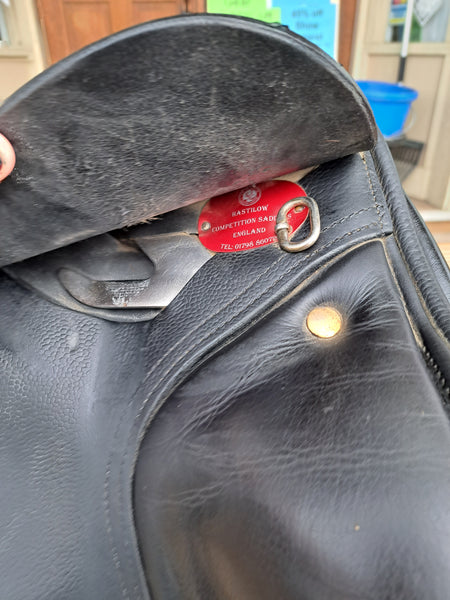 17" Hastilow Concept Dressage Saddle