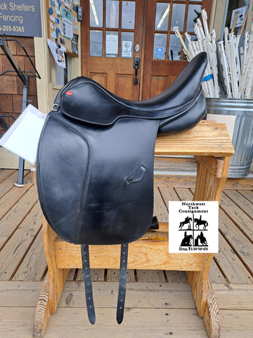 17.5" Duett Fidelio Dressage Saddle