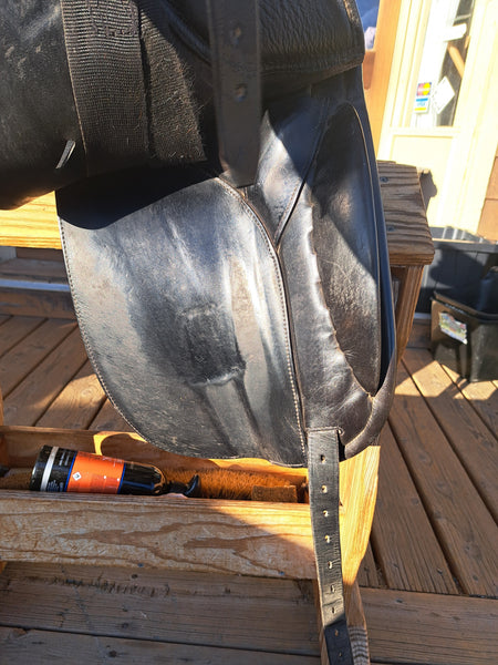 16.9" Karl Niedersuss Olympik Dressage Saddle