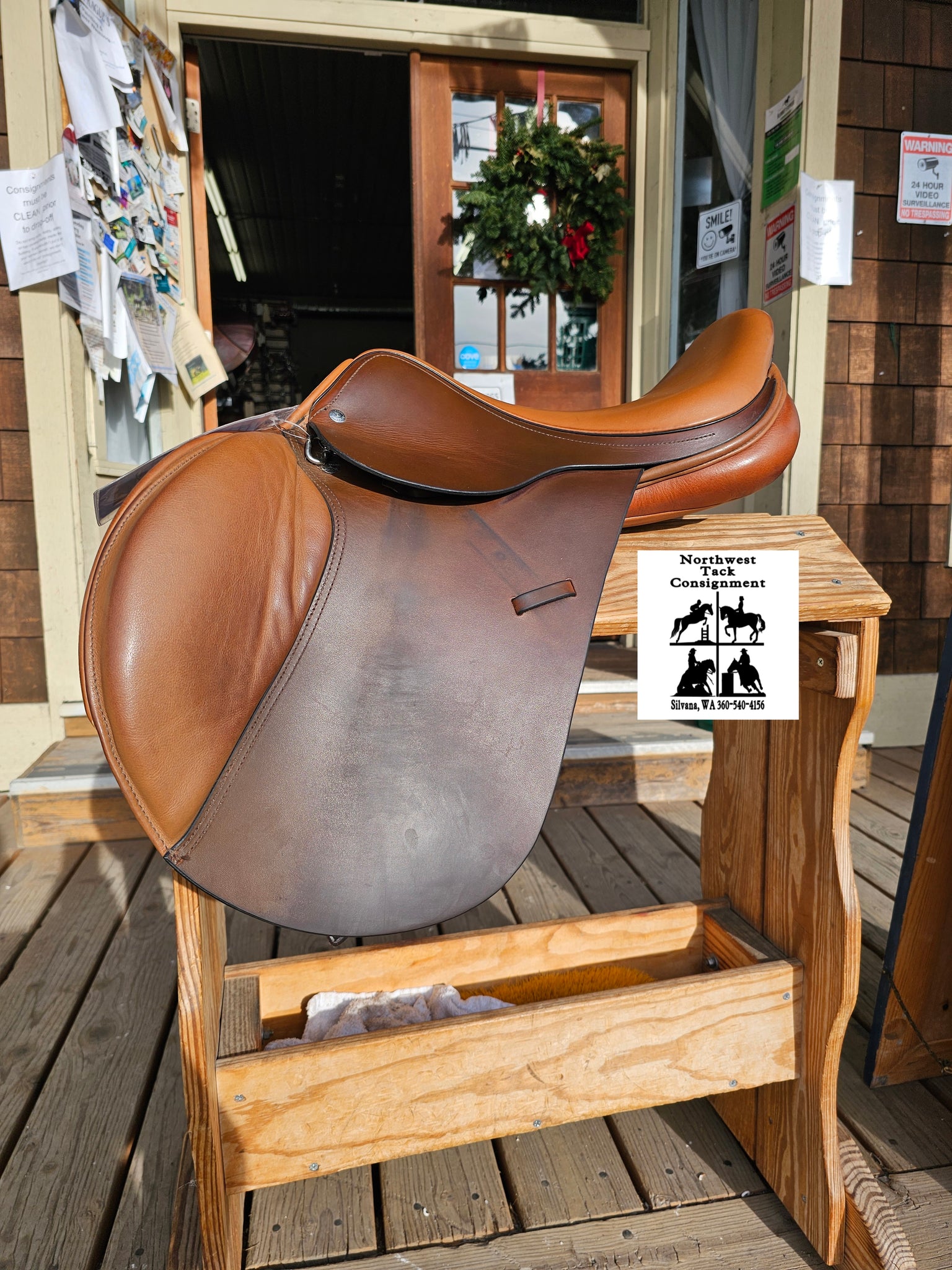 17" Custom Saddlery Icon Aviator Jumping Saddle