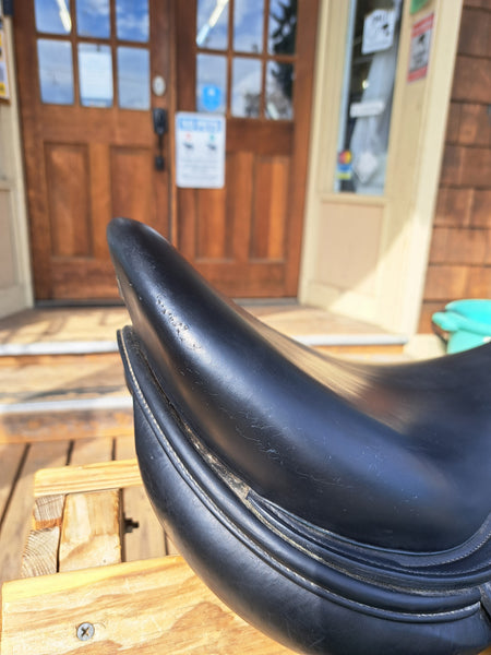 ON TRIAL 18" Devoucoux Milady Monoflap Dressage Saddle