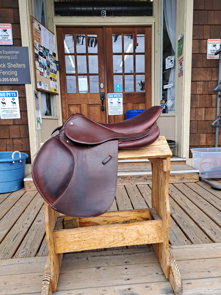 18" Stubben Ascend Jumping Saddle