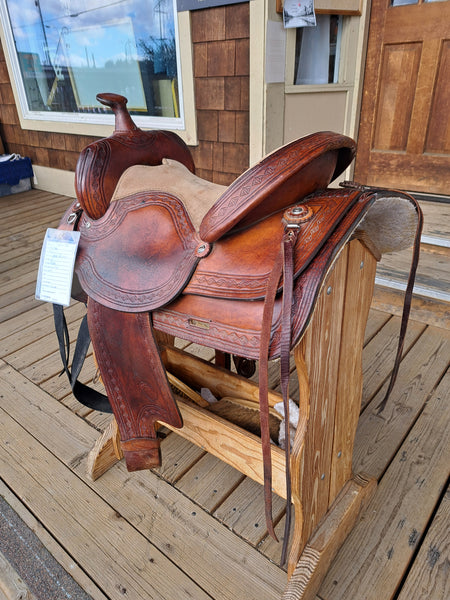 On Trial 16" TexTan Western Trail Saddle