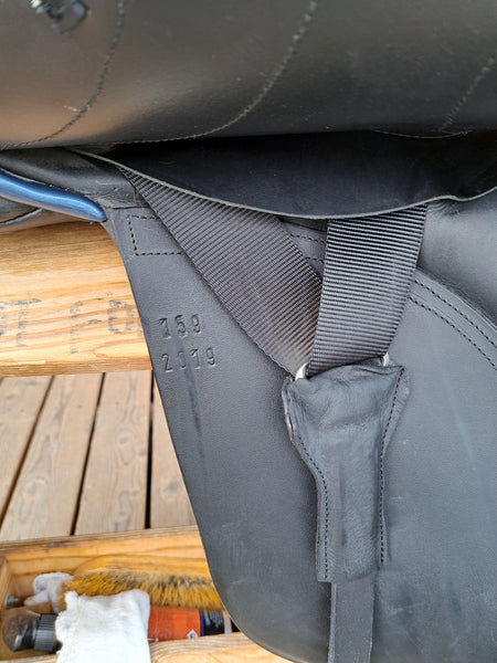 17.5" Hastilow & Sons Bambaugh Dressage Saddle