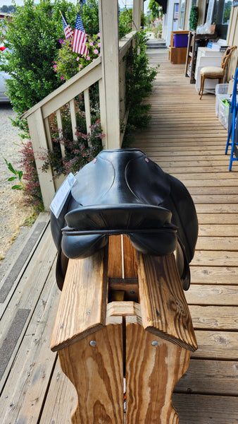17.5" Albion Style Dressage Saddle