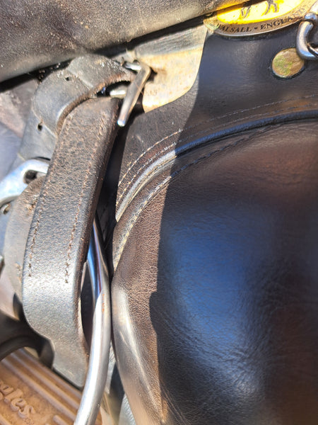 17" Black Country Dressage Saddle
