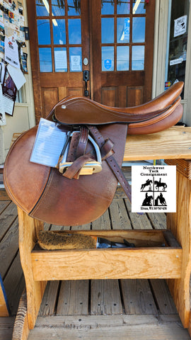 16.5" Collegiate Close Contact Jump Saddle