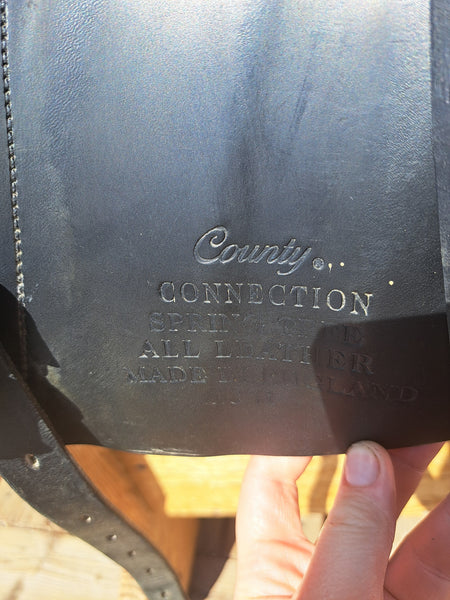 18" County Saddlery Connection Dressage Saddle