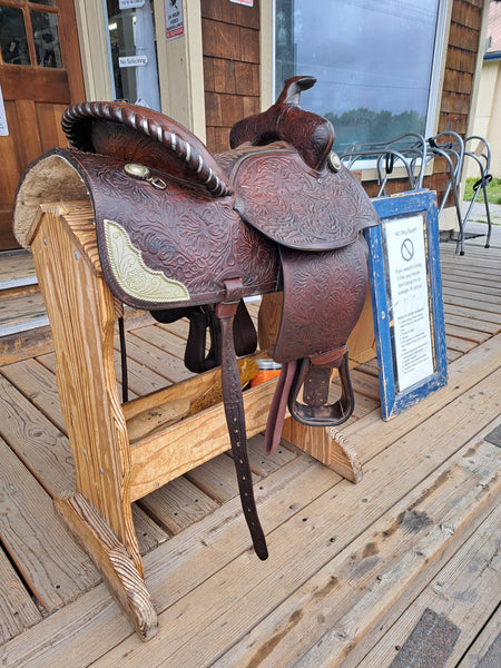 15.5" Simco Equitation Saddle