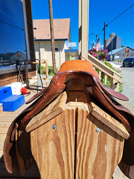 20.5" Blue Ribbon Cutback Saddleseat Saddle