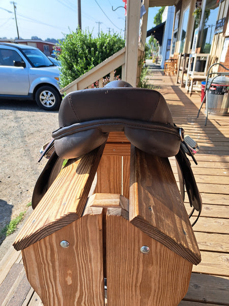 17.5" Derby Original All Purpose English Saddle