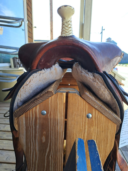 ON TRIAL 16" Blue Ridge Barrel Saddle