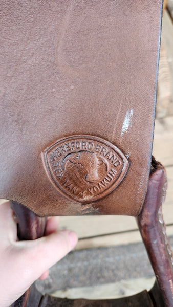16.5" Hereford Western Trail Saddle