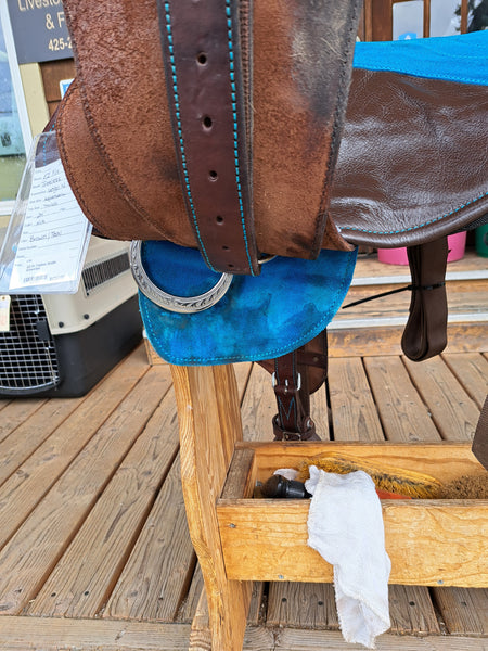 EZ Fit Treeless Saddle