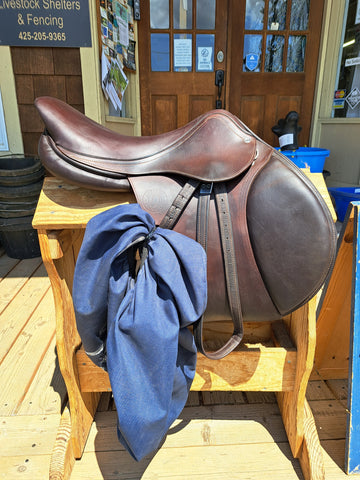 18" Antares Signature Close Contact Jumping Saddle