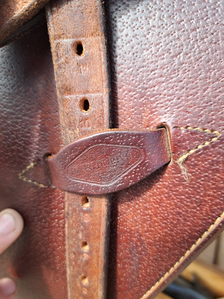 17" HDR Close Contact Jump Saddle