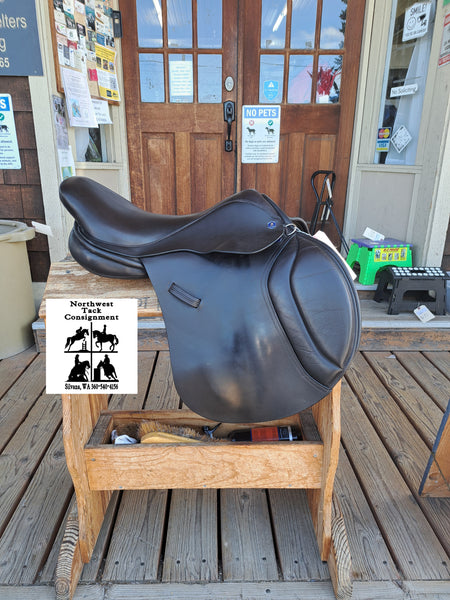 17" Hastilow & Sons Concept Jump Saddle