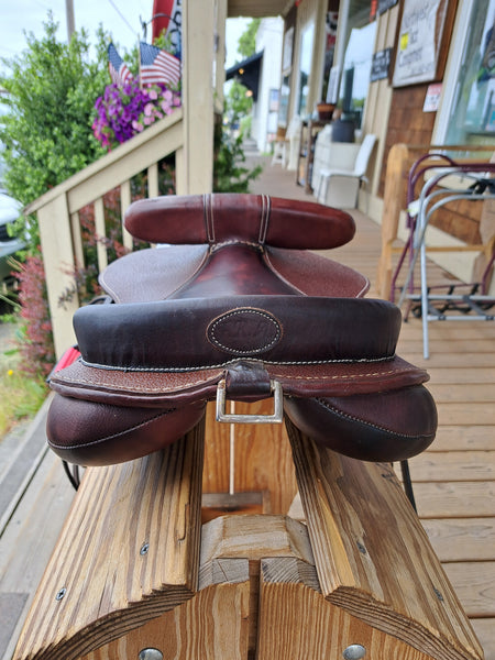 F.R.A. Leadline Saddle