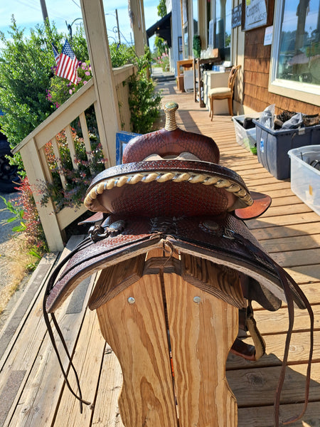 16" Barrel Racing Saddle