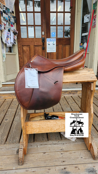 18" Antares Jump Saddle