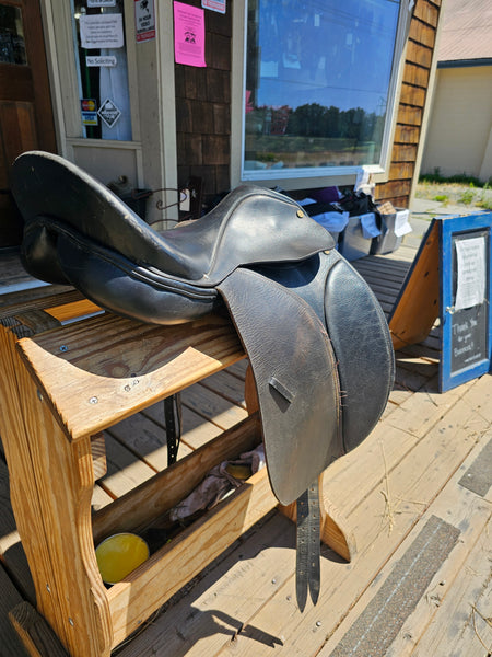 17" Collegiate Dressage Saddle