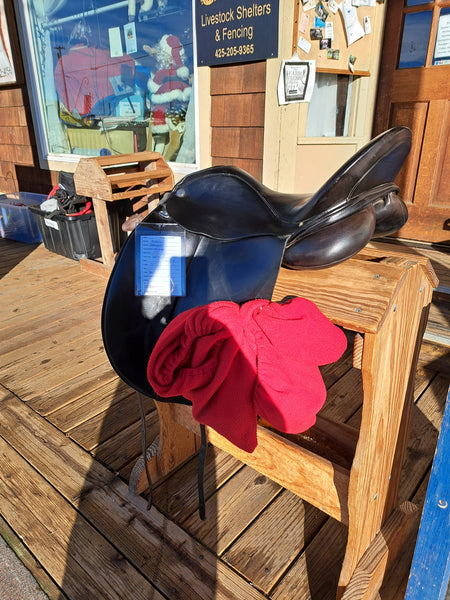 17" Albion Platinum Dressage Saddle