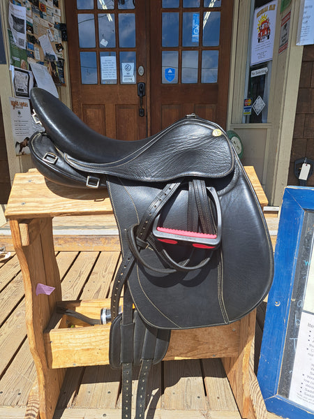 18" Philippe Fontaine Monoflap Endurance Saddle