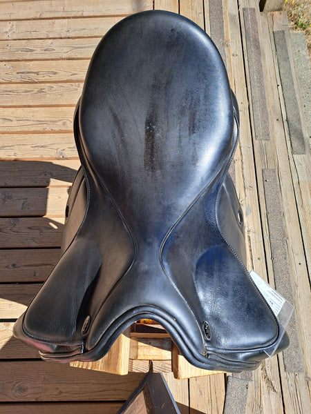 18" M. Toulouse Monoflap Dressage Saddle