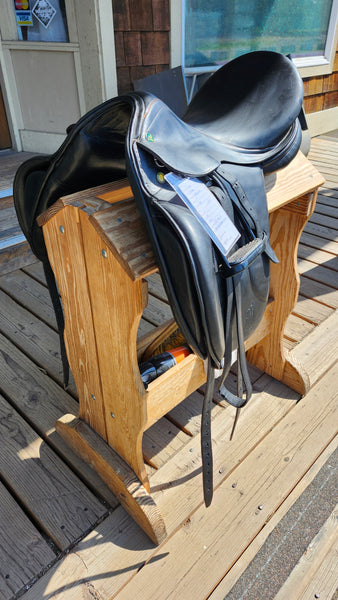 17" Prestige Dressage Saddle