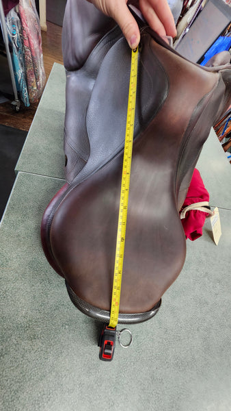17.5" CWD 2G SE21 Jumping Saddle