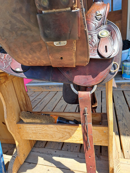 ON TRIAL 15" Circle Y Arabian Western Trail Saddle