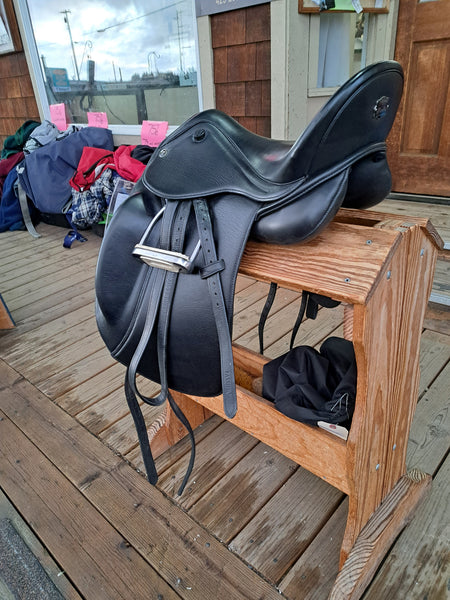 17.5" DP Saddlery Libra Dressage Saddle -Adjustable