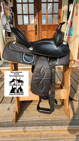 16" King Series Synthetic Gaited Western Trail Saddle