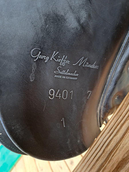 16.5" Kieffer Wien D.L. Dressage Saddle