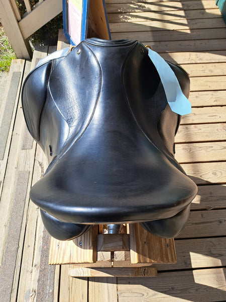 18" JRD Custom Dressage Saddle