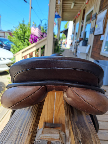 18" Jeffries Falcon Adler VSD Jumping Saddle